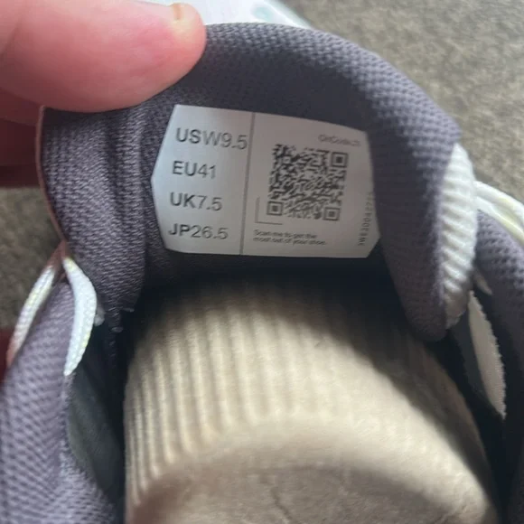 ON Running CloudFlyer 5 NEW!! - Picture 4 of 5